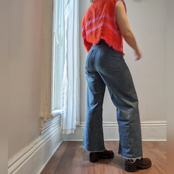 Handmade blanket vest - Picture 2 of 3